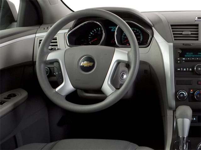 2011 Chevrolet Traverse LS