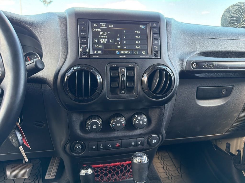 2017 Jeep Wrangler Unlimited Rubicon Recon 4x4