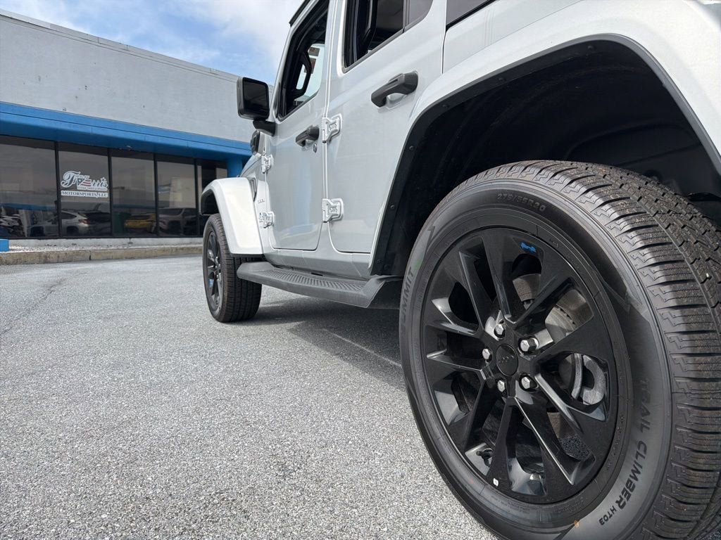 2023 Jeep Wrangler 4xe Sahara 4x4