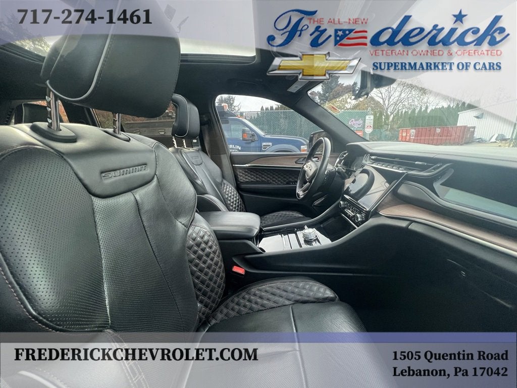 2022 Jeep Grand Cherokee Summit 4x4