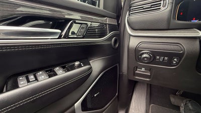 2022 Jeep Wagoneer Series III 4x4