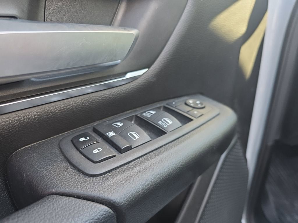 2024 RAM 1500 Big Horn Crew Cab 4x4 5'7" Box