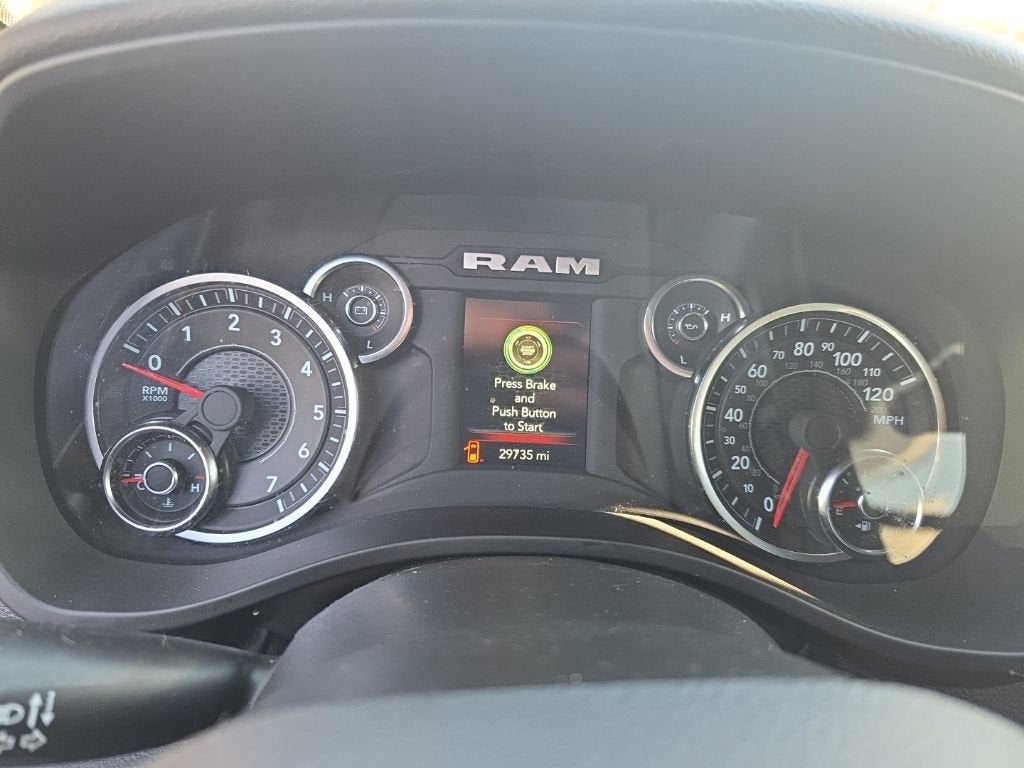 2024 RAM 1500 Big Horn Crew Cab 4x4 5'7" Box