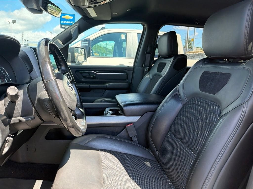 2020 RAM 1500 Big Horn Crew Cab 4x4 5'7" Box