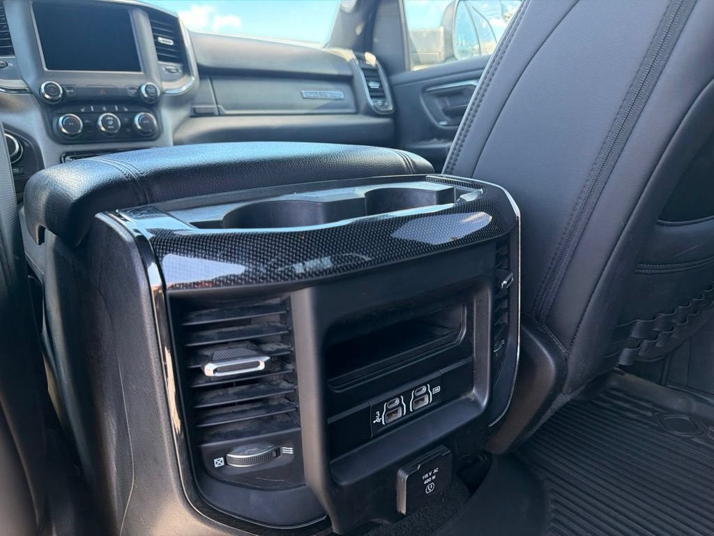 2020 RAM 1500 Big Horn Crew Cab 4x4 5'7" Box