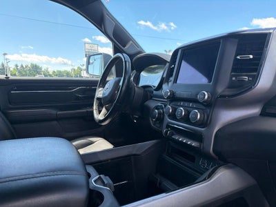 2020 RAM 1500 Big Horn Crew Cab 4x4 5'7" Box