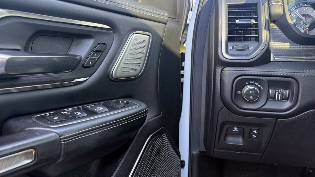 2020 RAM 1500 Limited Crew Cab 4x4 5'7" Box