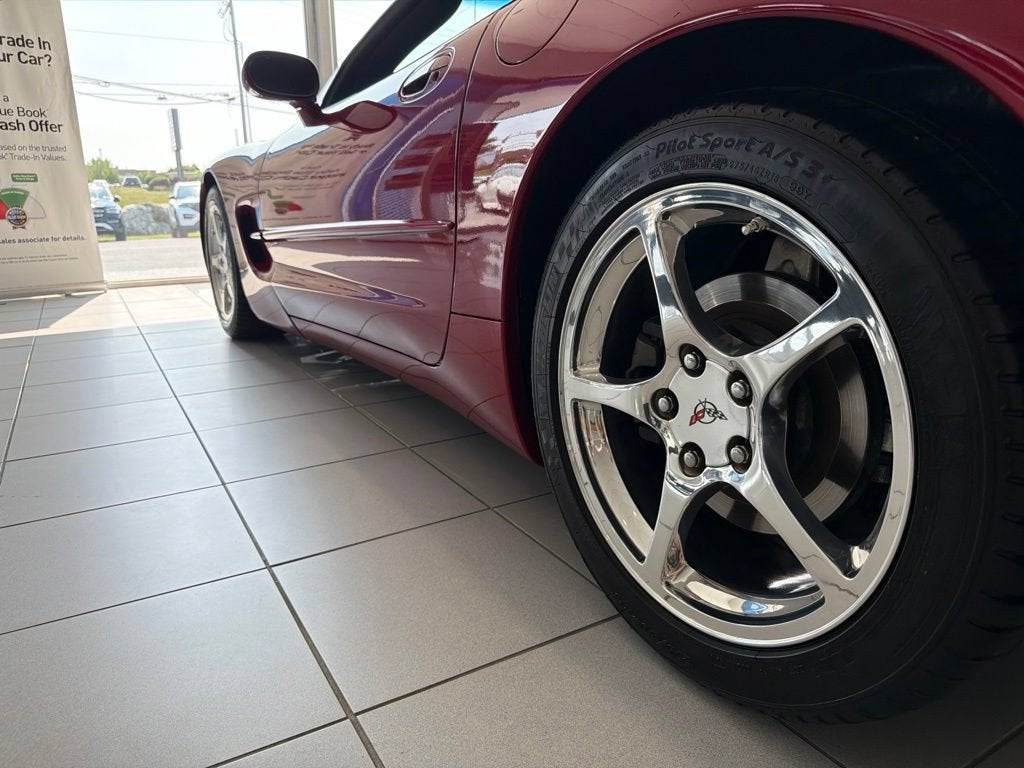 2004 Chevrolet Corvette BASE