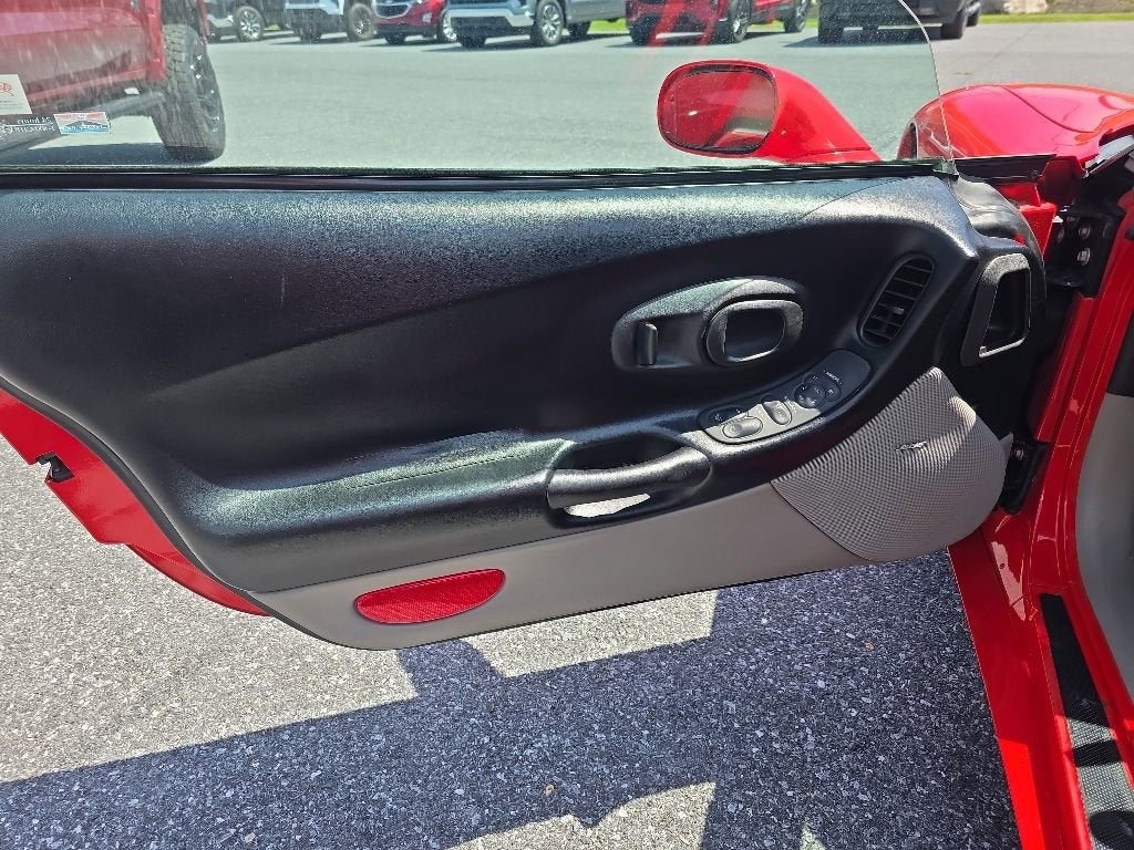 2000 Chevrolet Corvette BASE