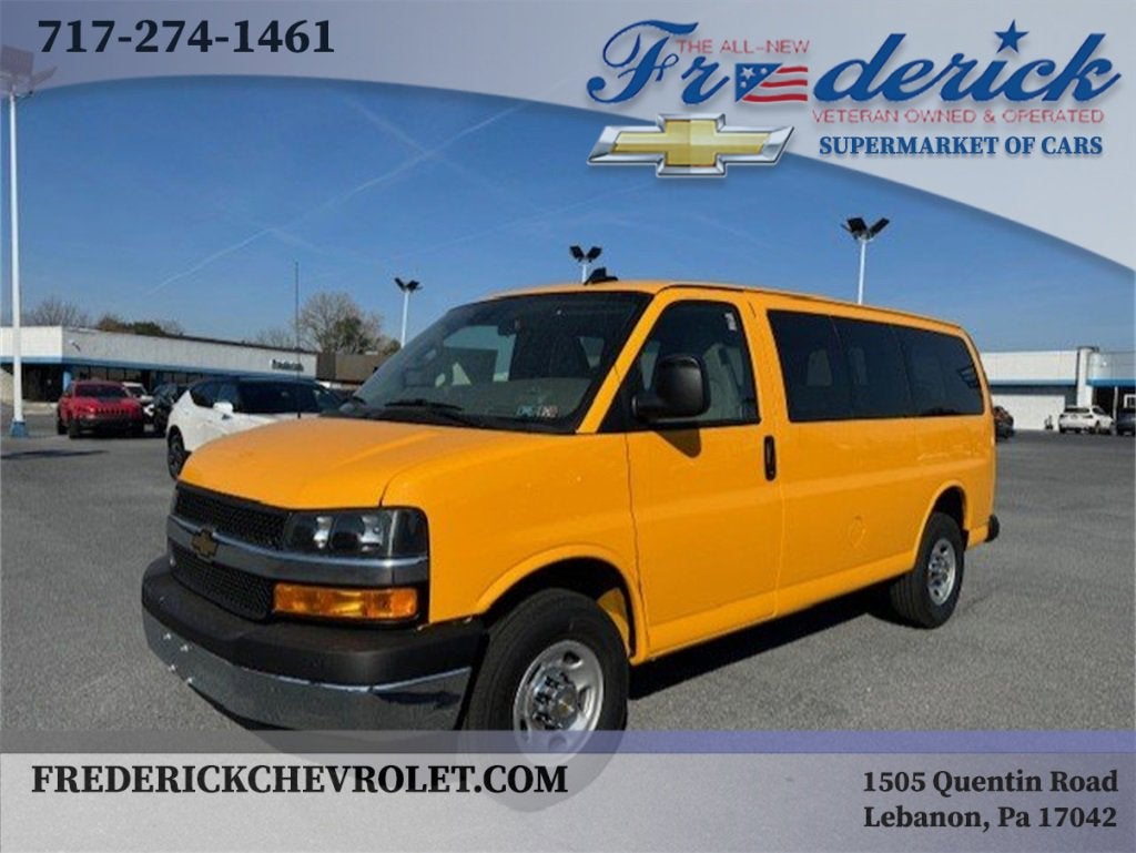 2024 Chevrolet Express Passenger 2500 1LS