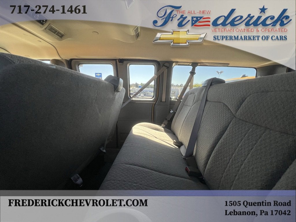 2025 Chevrolet Express Passenger 2500 1LT
