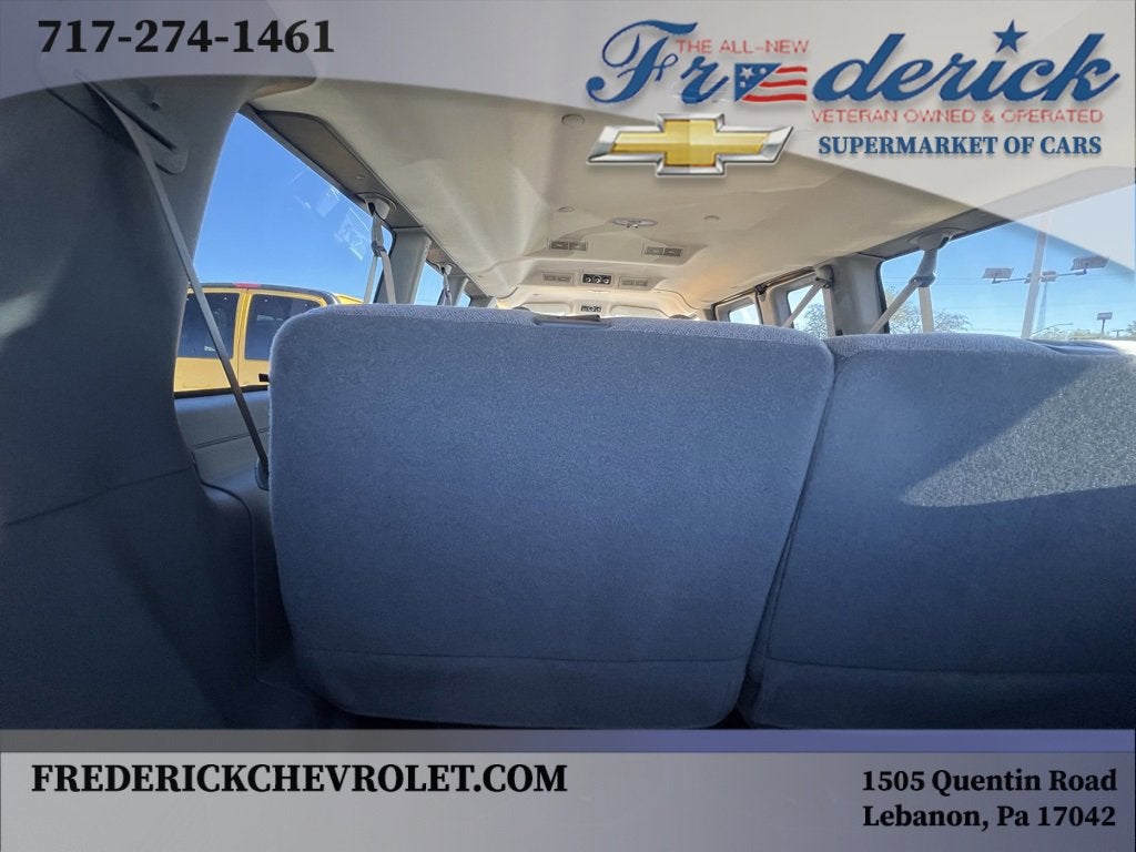 2025 Chevrolet Express Passenger 2500 1LT