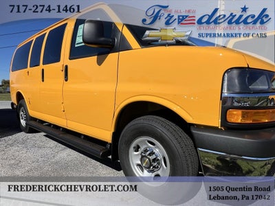 2025 Chevrolet Express Passenger 2500 1LT