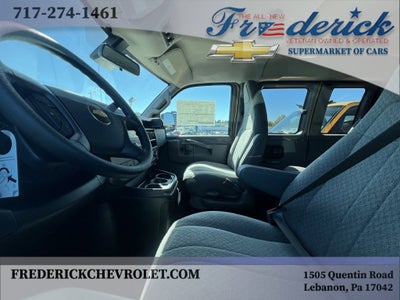 2025 Chevrolet Express Passenger 2500 1LT