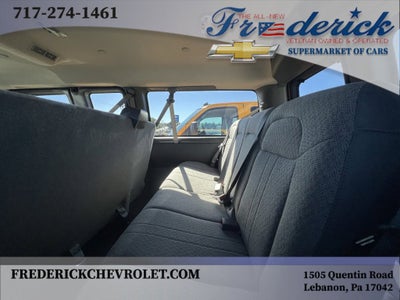 2025 Chevrolet Express Passenger 2500 1LT