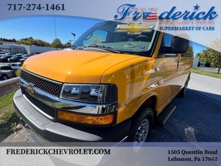 2025 Chevrolet Express Passenger 1LT
