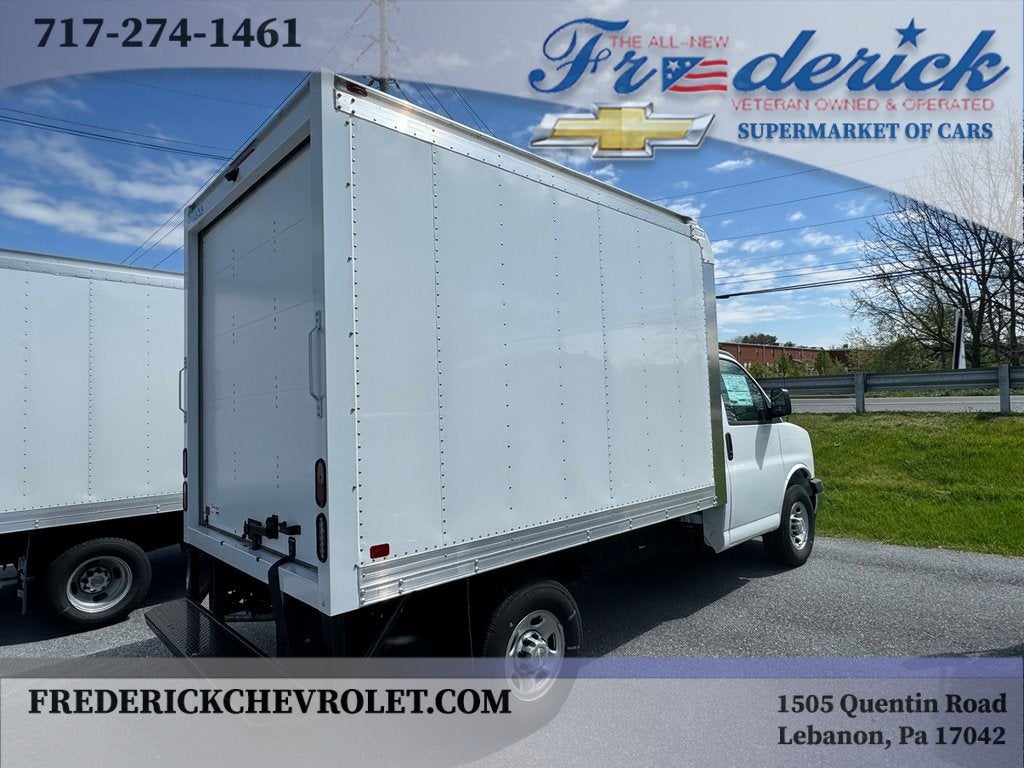 2023 Chevrolet Express Cutaway 3500 Work Van