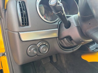 2004 Chevrolet SSR LS