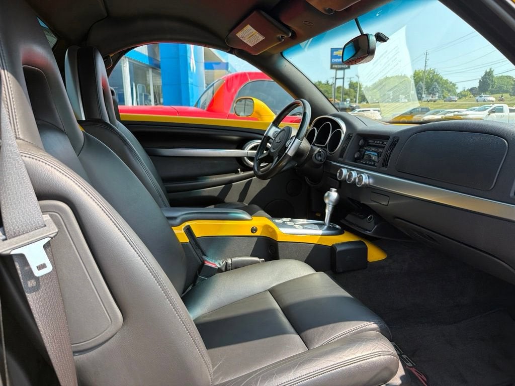 2004 Chevrolet SSR LS