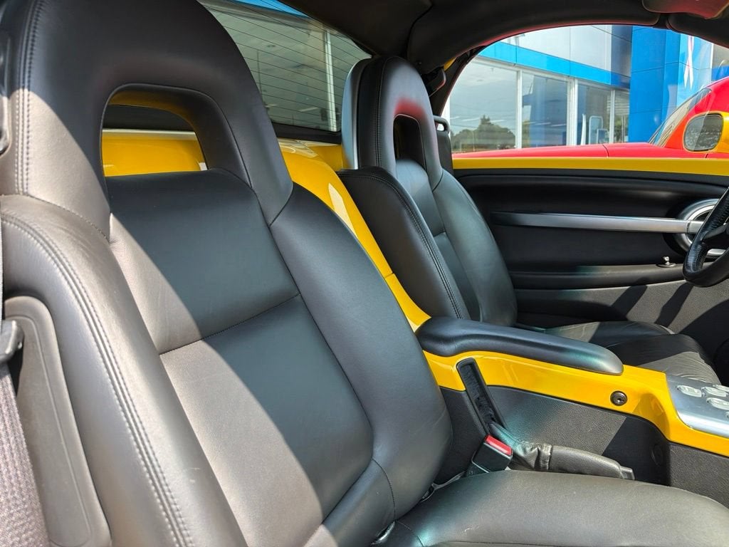 2004 Chevrolet SSR LS