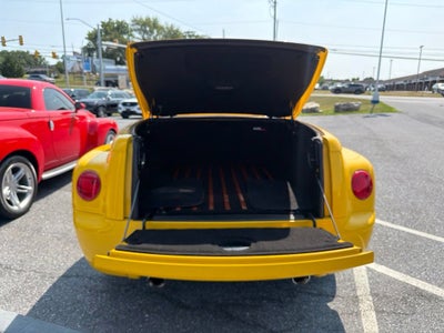 2004 Chevrolet SSR LS