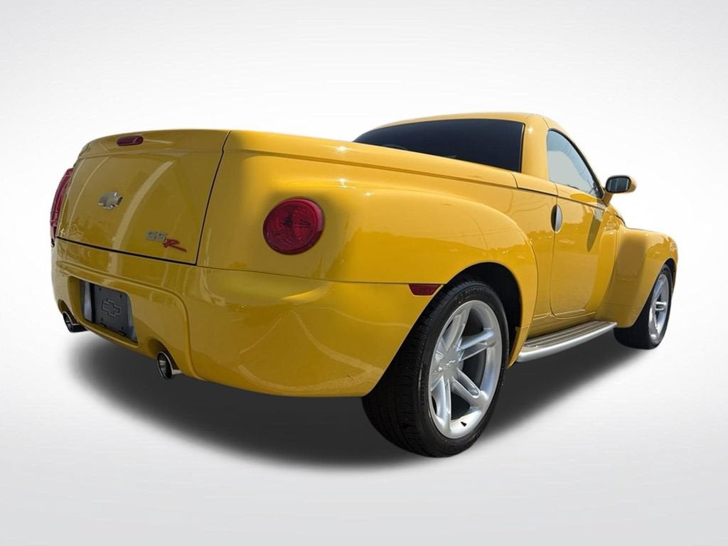 2004 Chevrolet SSR LS