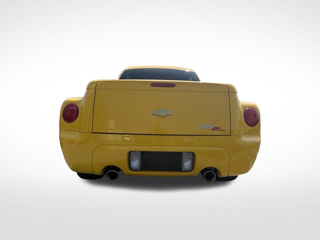 2004 Chevrolet SSR LS