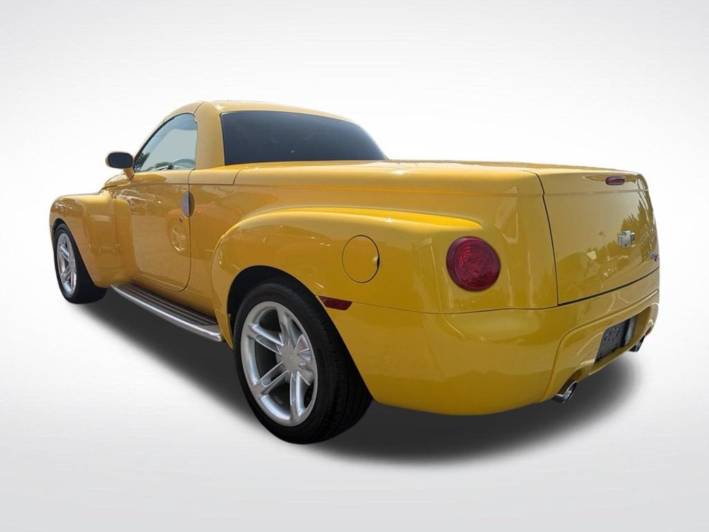 2004 Chevrolet SSR LS
