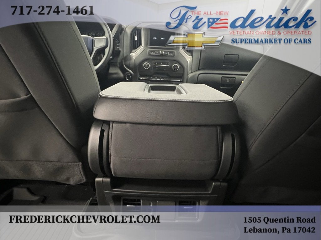 2025 Chevrolet Silverado 1500 Custom