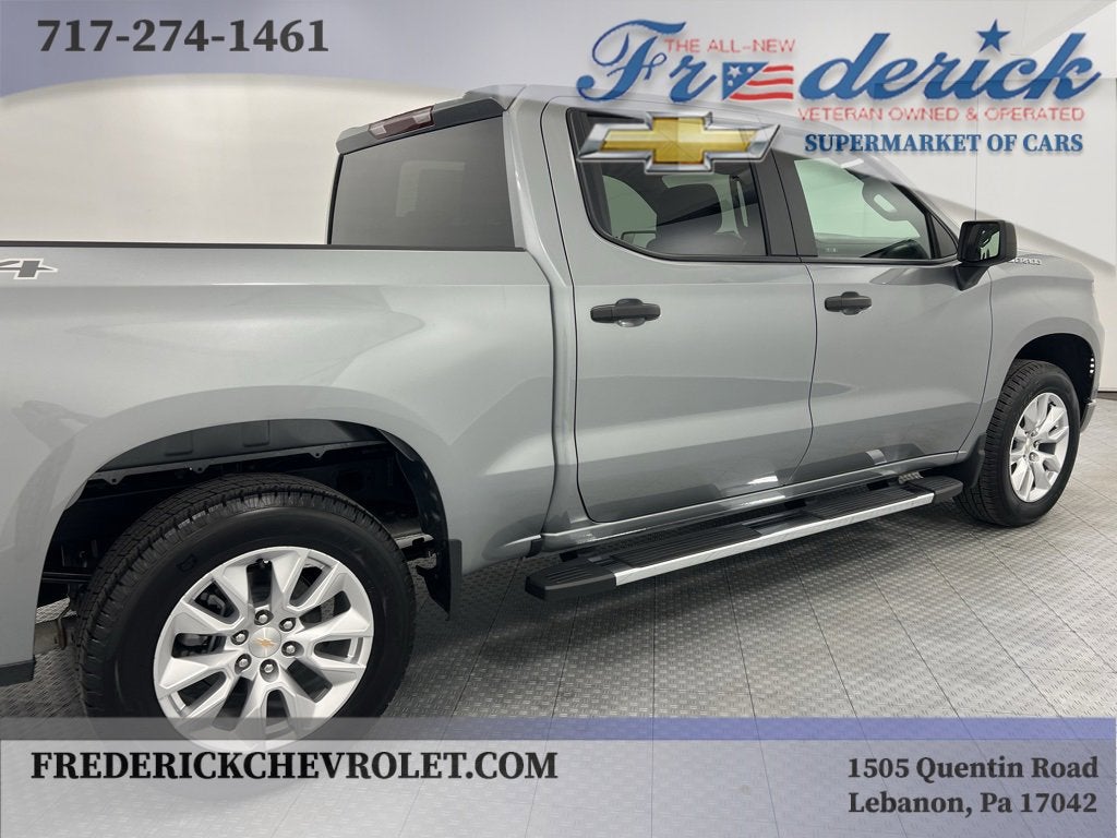 2025 Chevrolet Silverado 1500 Custom