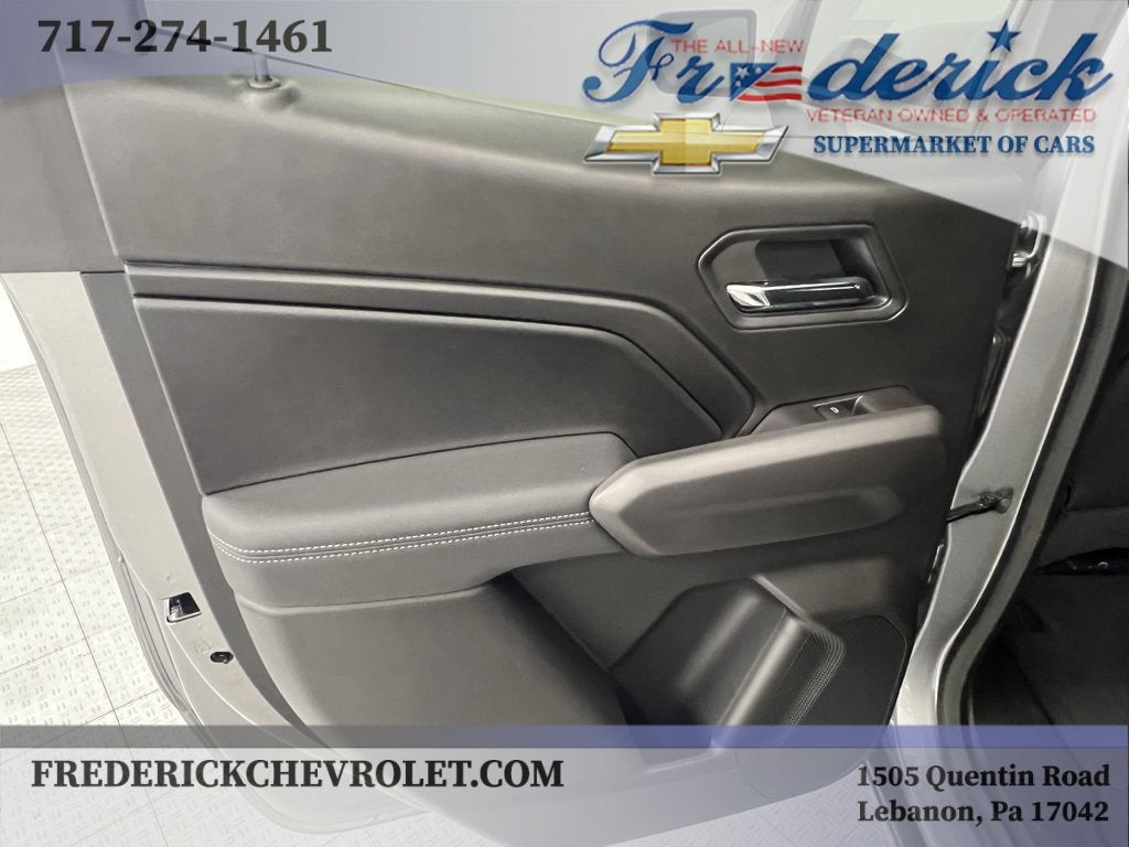 2025 Chevrolet Colorado WT/LT