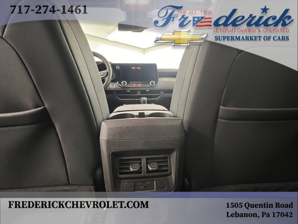 2025 Chevrolet Colorado WT/LT