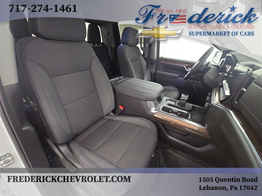 2025 Chevrolet Silverado 1500 LT