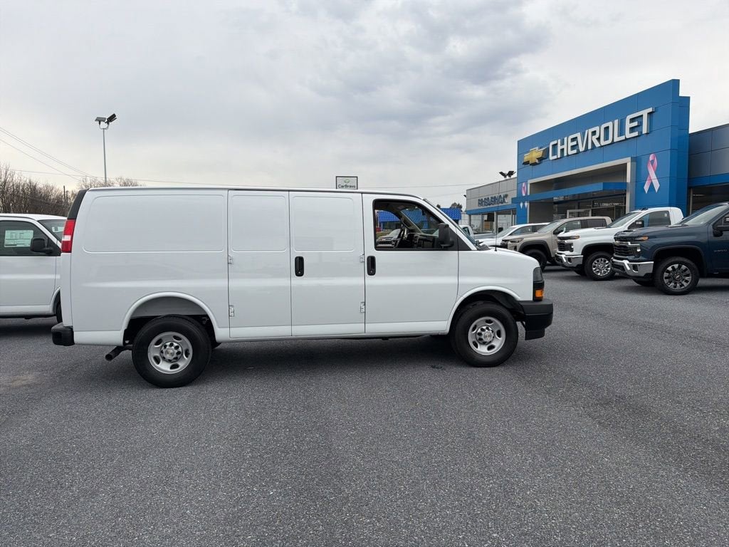 2026 Chevrolet Express Cargo WT