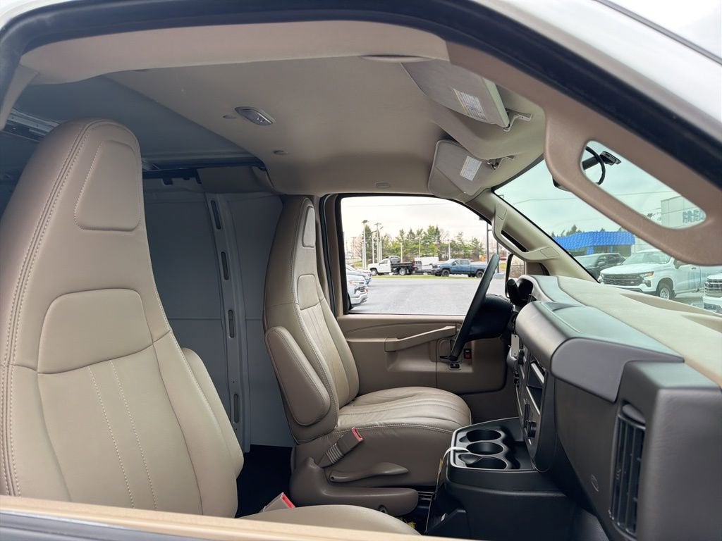 2026 Chevrolet Express Cargo WT