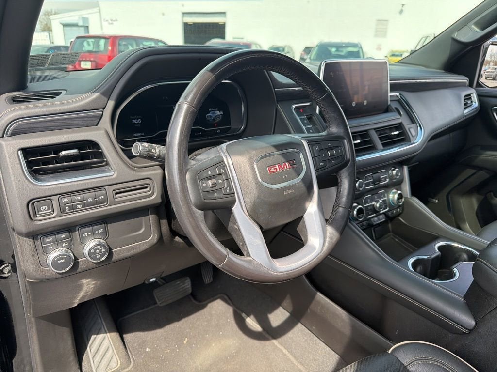 2022 GMC Yukon SLT