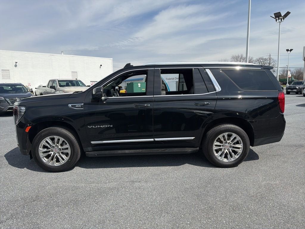 2022 GMC Yukon SLT