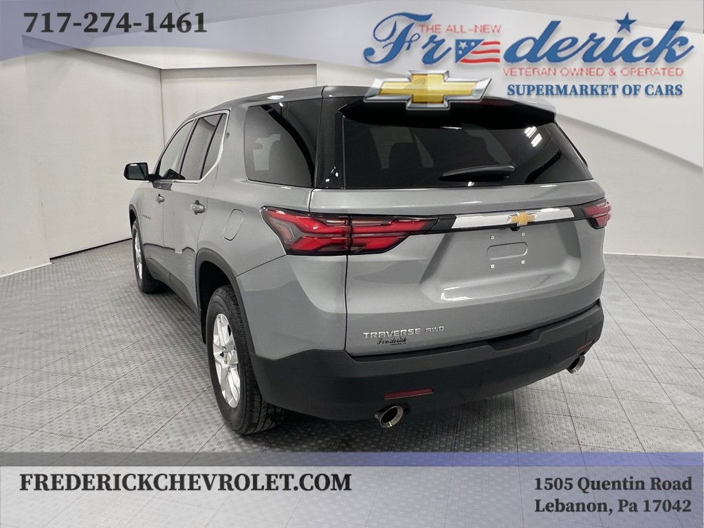 2023 Chevrolet Traverse LS