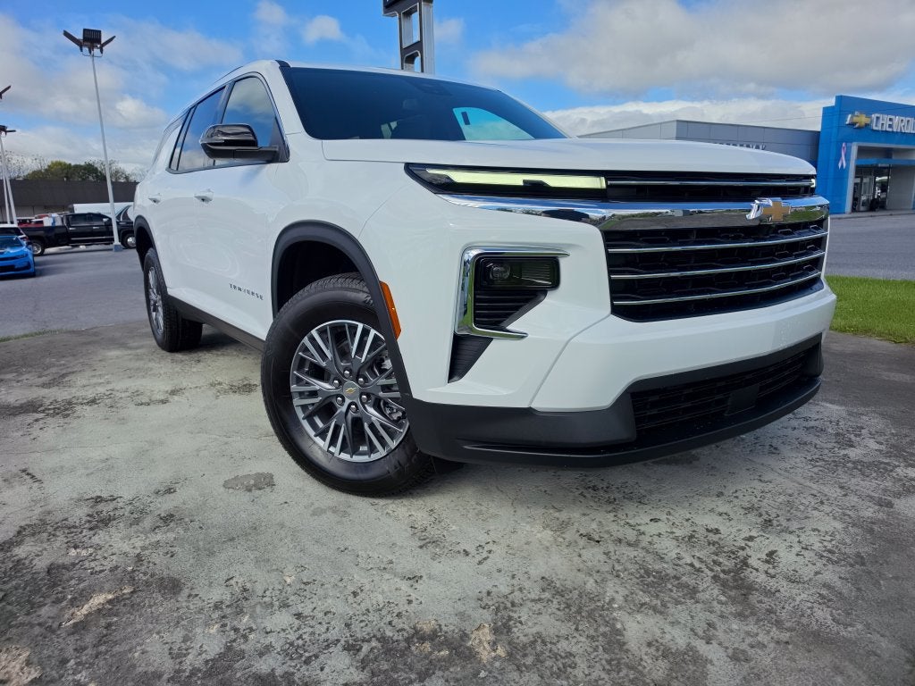 2027 Chevrolet Traverse LT - Photo 1