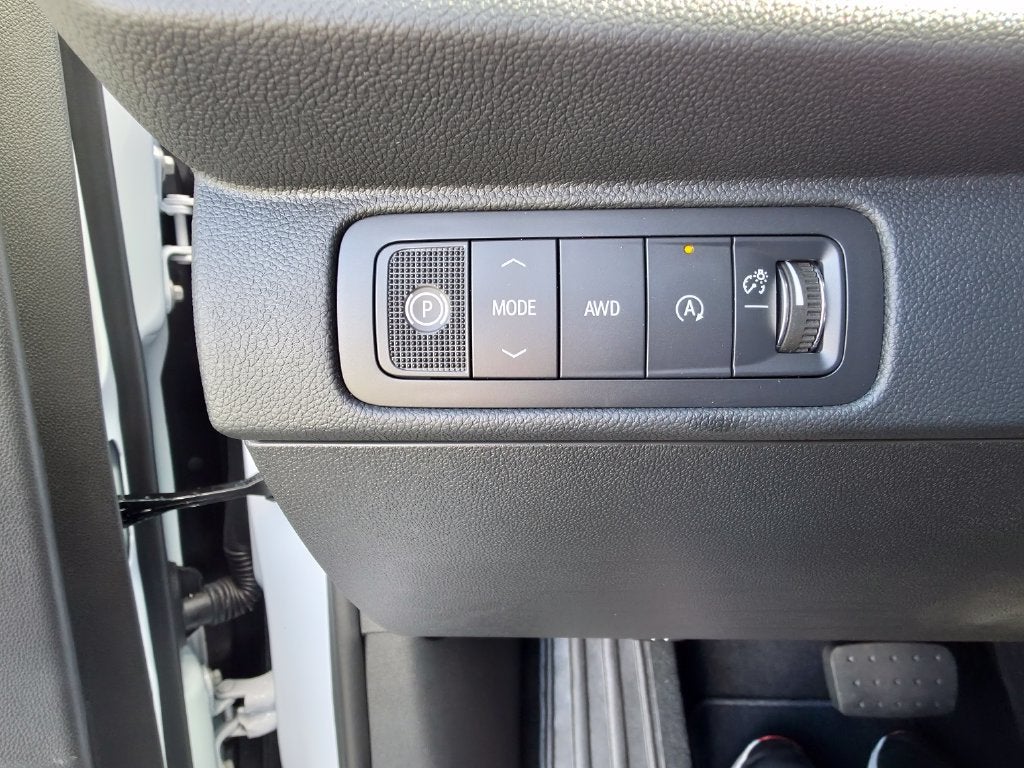 2027 Chevrolet Traverse LT - Photo 14