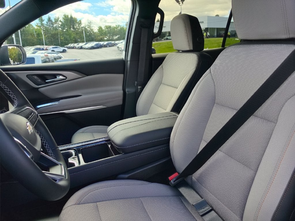 2027 Chevrolet Traverse AWD LT