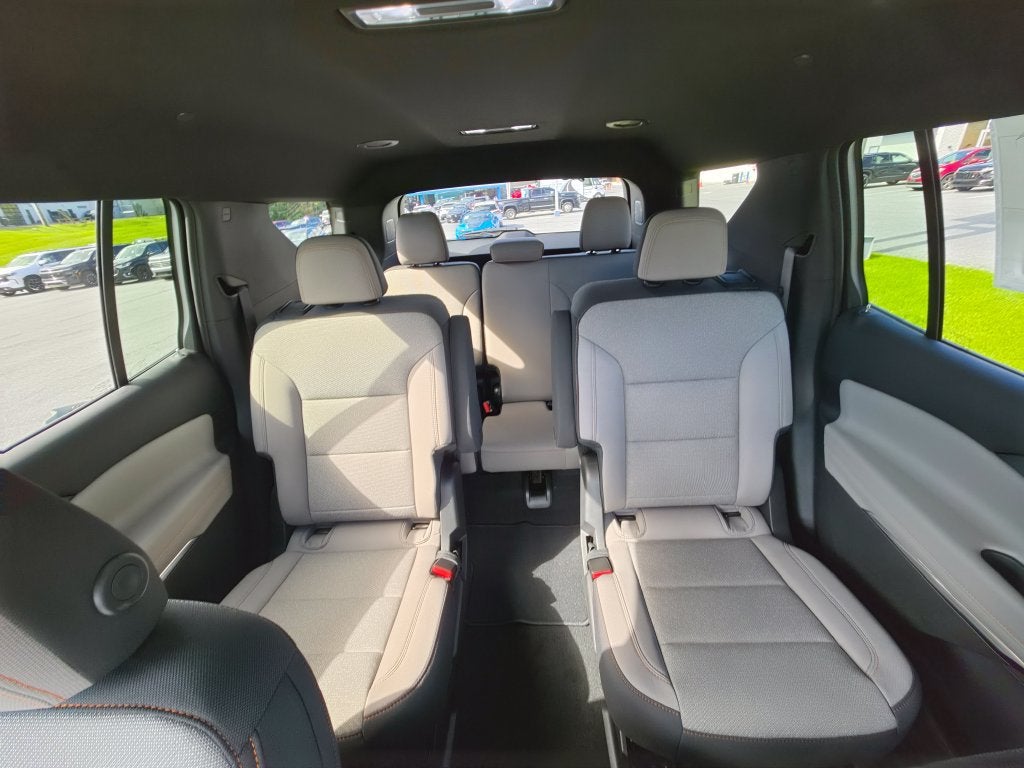 2027 Chevrolet Traverse LT - Photo 18