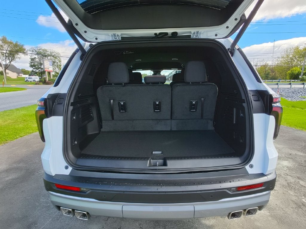 2027 Chevrolet Traverse AWD LT