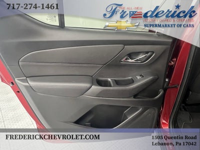 2022 Chevrolet Traverse LT Cloth