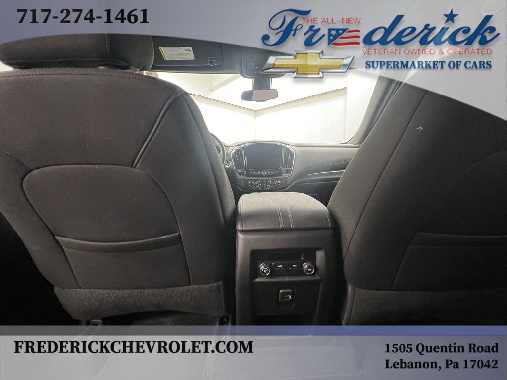 2022 Chevrolet Traverse LT Cloth