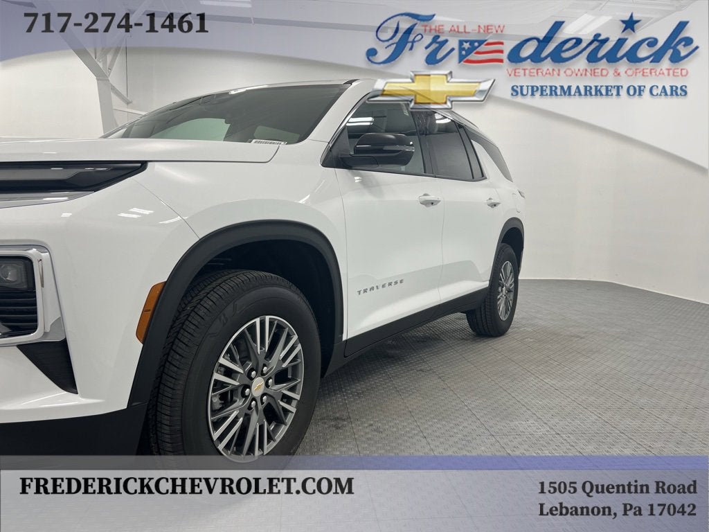 2025 Chevrolet Traverse LT