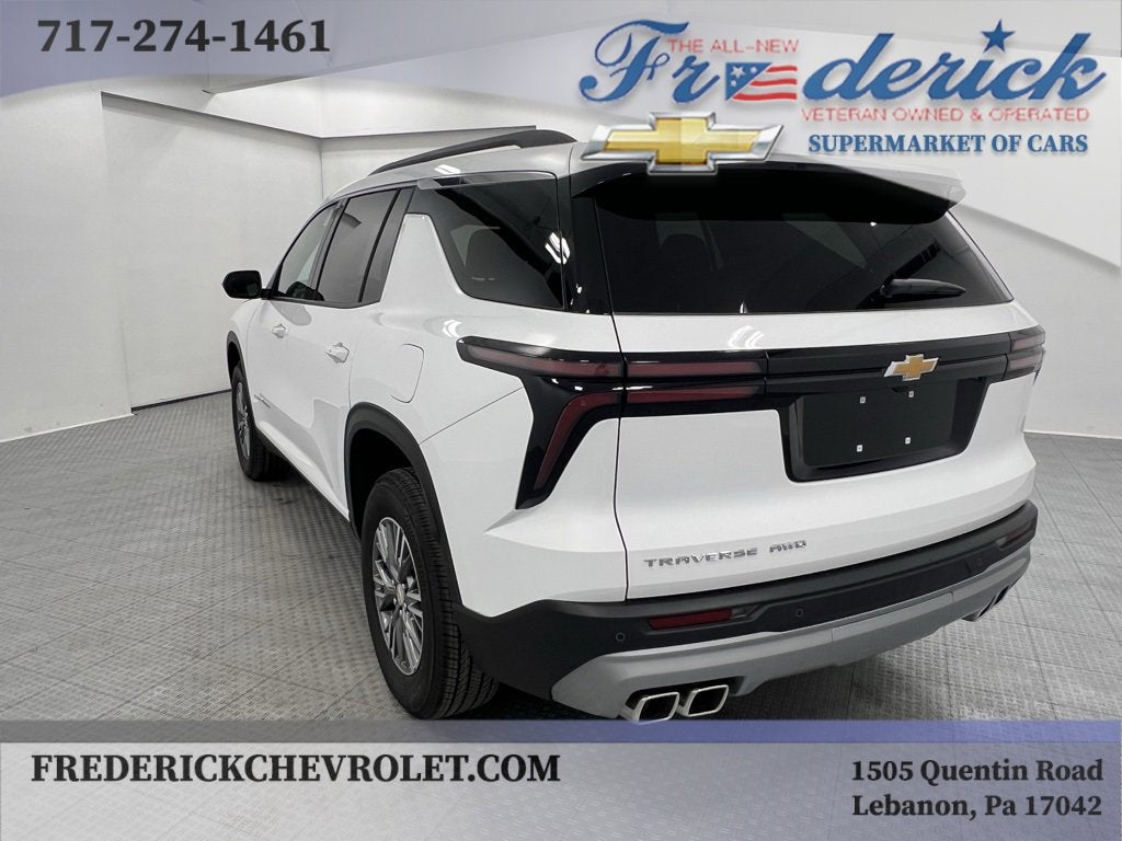 2025 Chevrolet Traverse LT