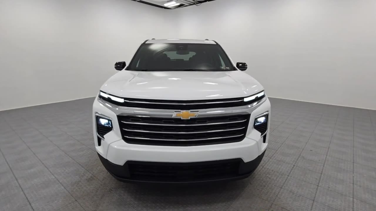 2025 Chevrolet Traverse LT