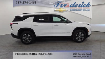 2025 Chevrolet Traverse LT