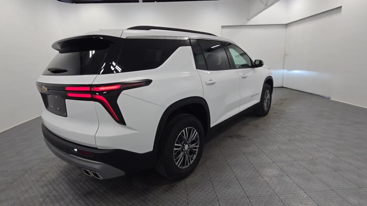 2025 Chevrolet Traverse LT